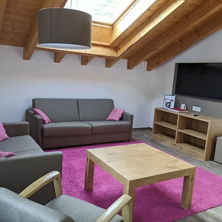 Patricia Self-Check-In Apartments & Spa Access At Alpen Resort-3
